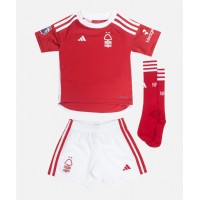 Billiga Nottingham Forest Chris Wood #11 Barnkläder Hemma fotbollskläder till baby 2023-24 Kortärmad (+ Korta byxor)